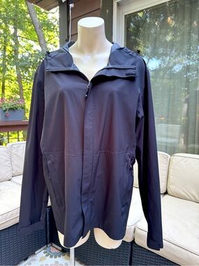 32 Degrees Cool Black Hooded Rain Jacket Windbreaker Lightweight Women’s Large